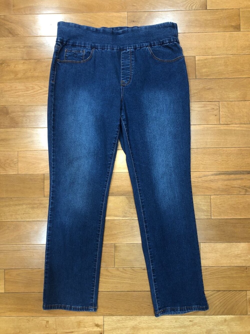 Gloria Vanderbilt Amanda Pull On High Rise Straight Leg Jeans 14S Casual Comfort